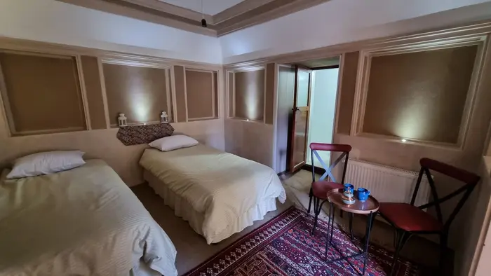 اقامتگاه سنتی شاه ولی - واحد دوتخته تویین