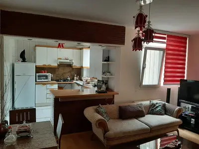 آپارتمان یک خوابه ظفر طبقه اول