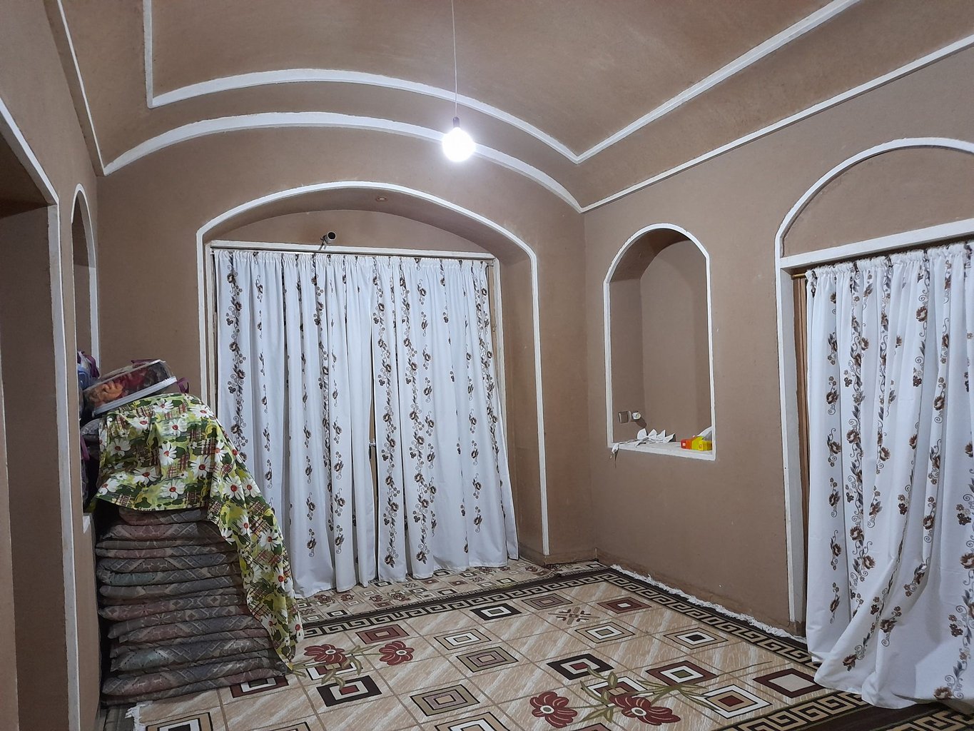 بوم گردی سرای سنتی حاج عباسعلی - واحد 4