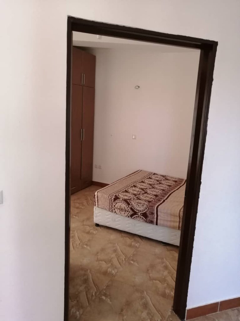 آپارتمان یک خوابه جنگلی سفید تمشک 2