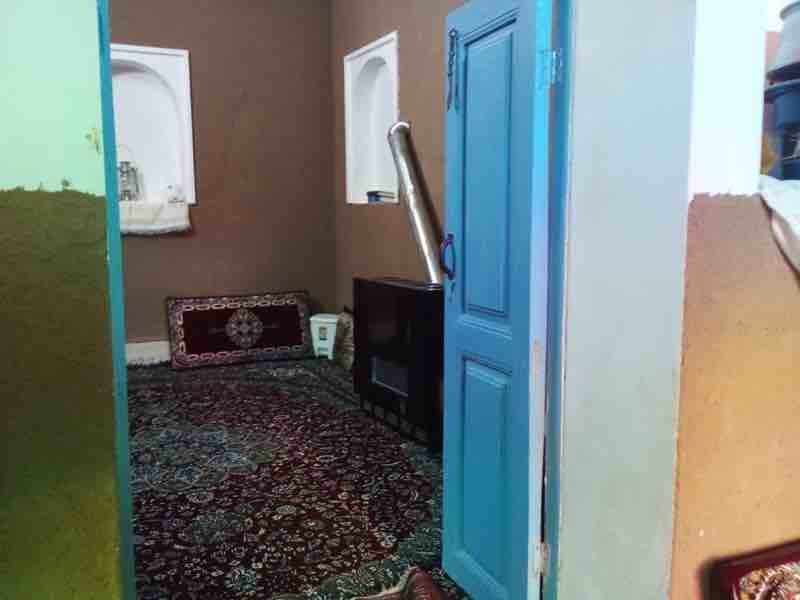 بوم گردی نارگل سبزوار3 - 2 - اتاق۱۲ +۶ متری با دربند وسط