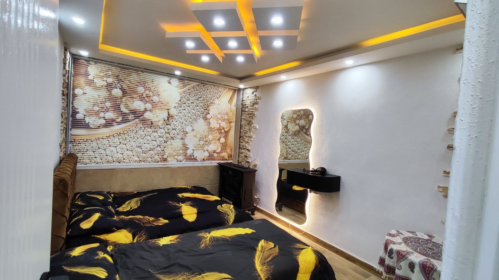 دوخوابه استخردار آبگرم لوکس قربانی ۸۴