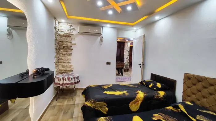 ویلا دوخوابه استخردار آبگرم سرپوشیده قربانی ۸۴