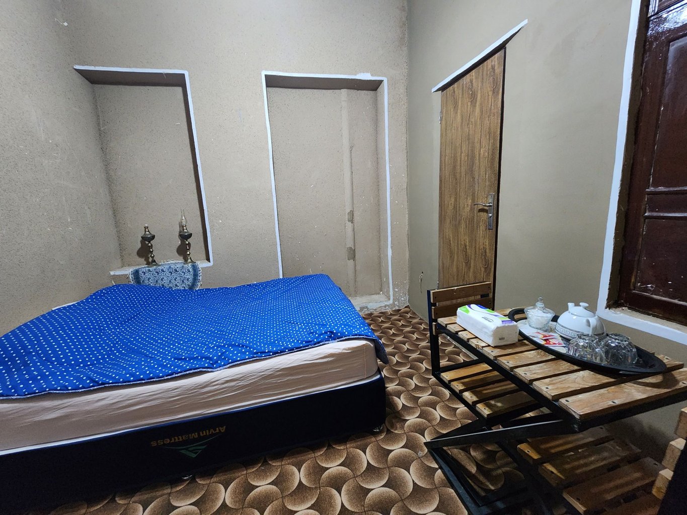 بوم گردی عمارت نخلستان - واحد عهد جانا ۶