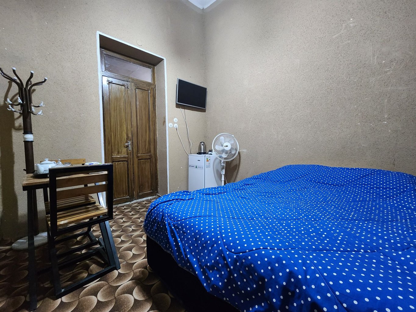 بوم گردی عمارت نخلستان - واحد عهد جانا ۶