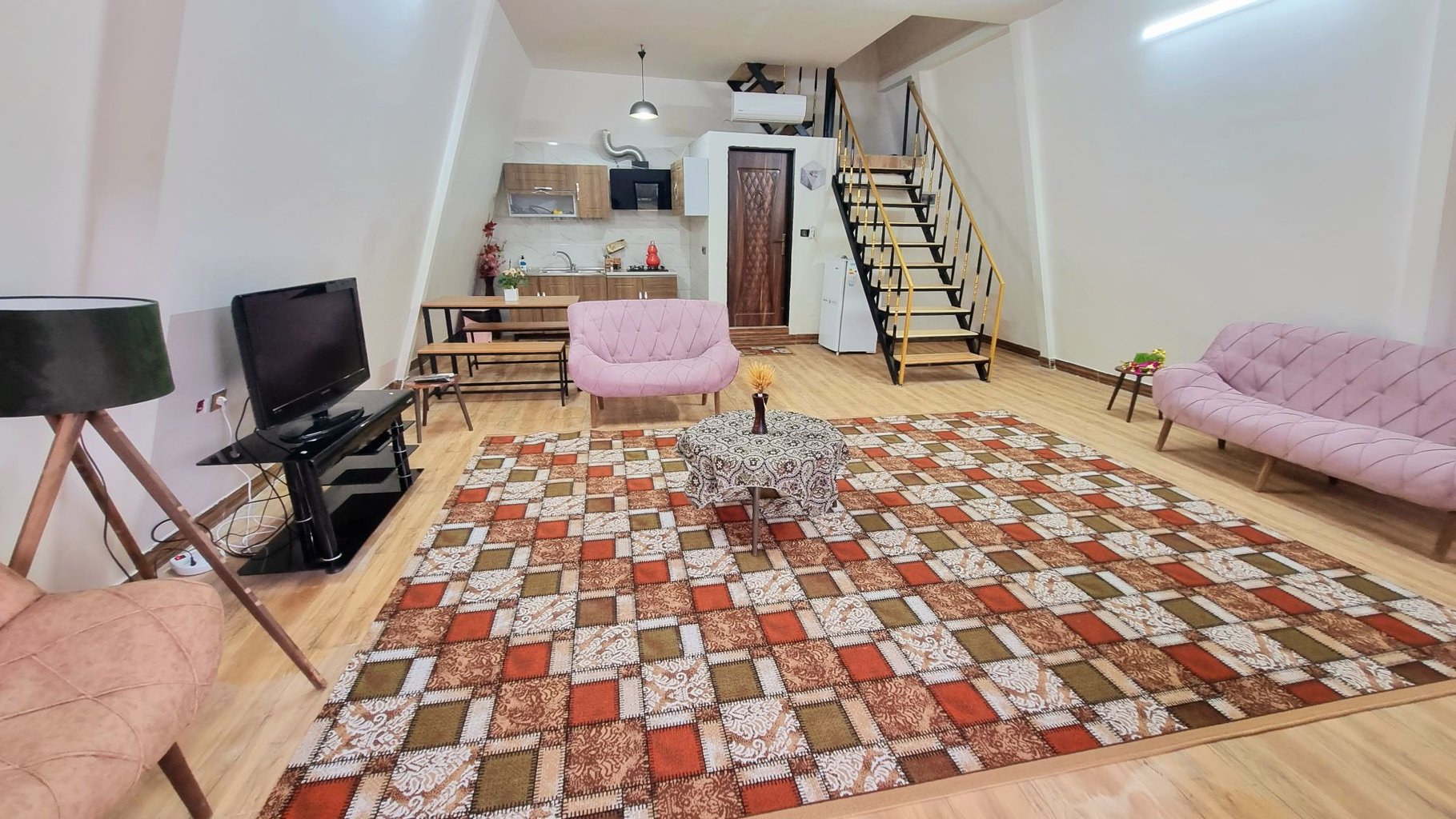 سه خوابه سوئیسی گلچین