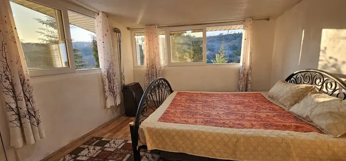 ویلا دوخوابه عمارت گلچین - اتاق خواب با ویو ۱۸۰ درجه