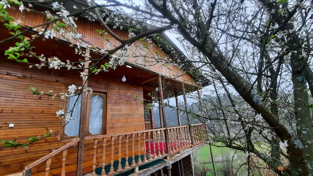 کلبه یک خوابه باغ وَنوشِه