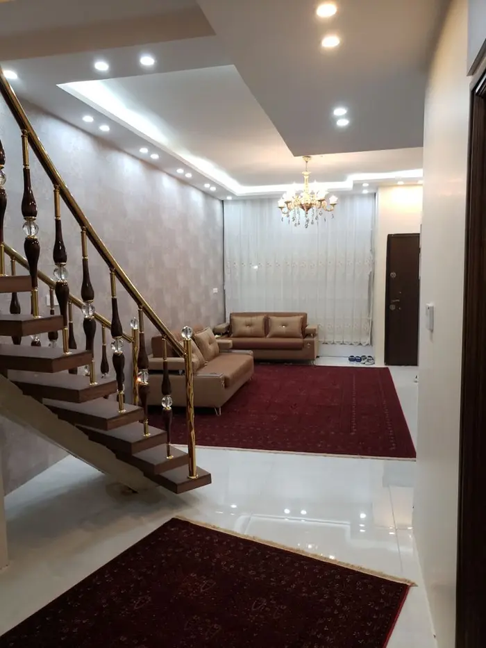 ویلا دوخوابه چهارباغ 2