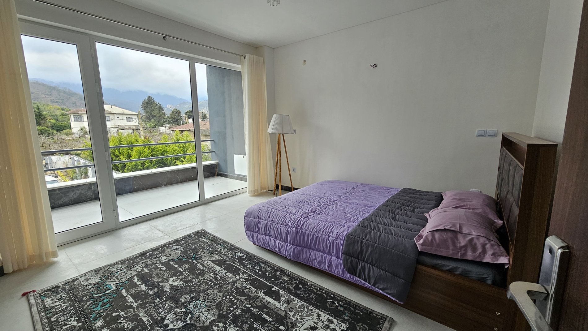 ویلا پنج خوابه استخردار آبگرم وی آی پی کتالم