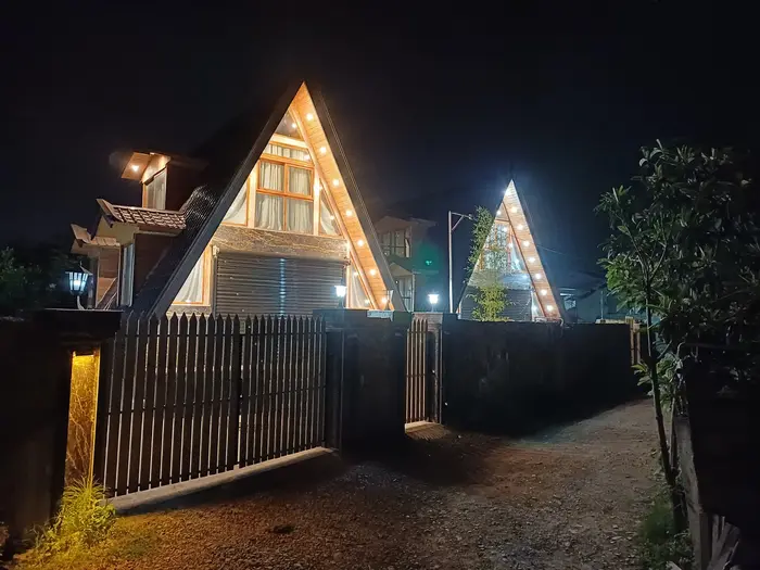 ویلا دوخوابه استخردار آبگرم نیاکان