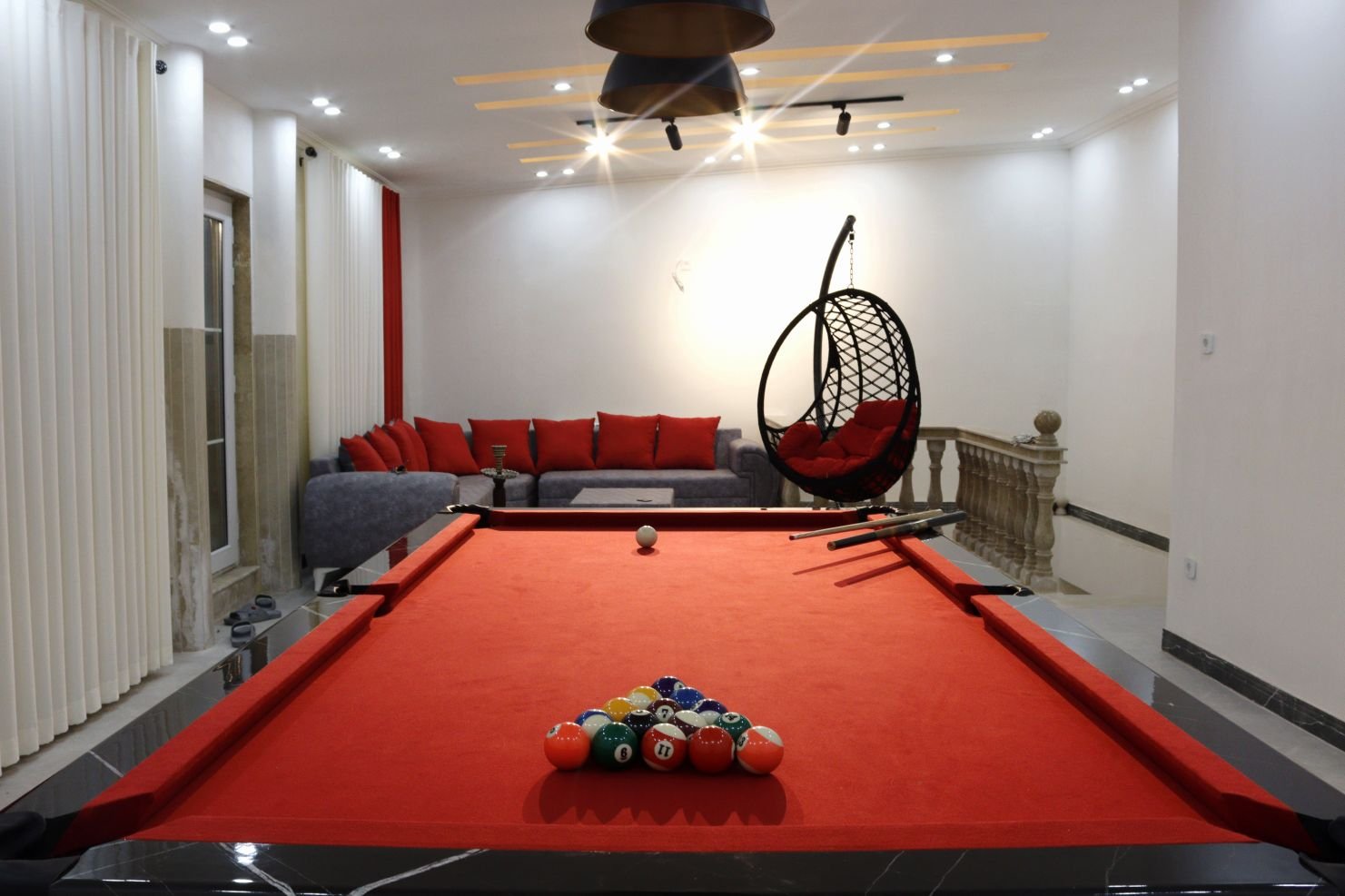 ویلا دوخوابه استخردار آبگرم آرامش پلاس