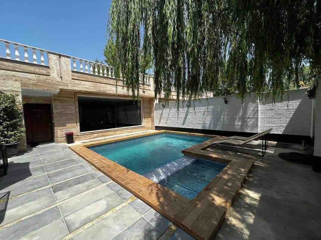 سه خوابه استخردار آبگرم دنج ۲