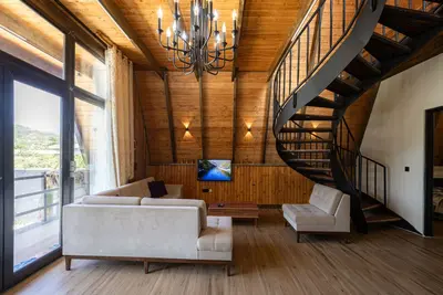 کلبه چهارخوابه استخردار آبگرم نارسیس