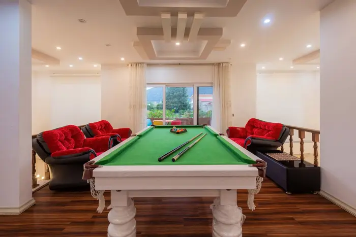 ویلا سه خوابه جکوزی دار نارسیس - بیلیارد و منظره کوه