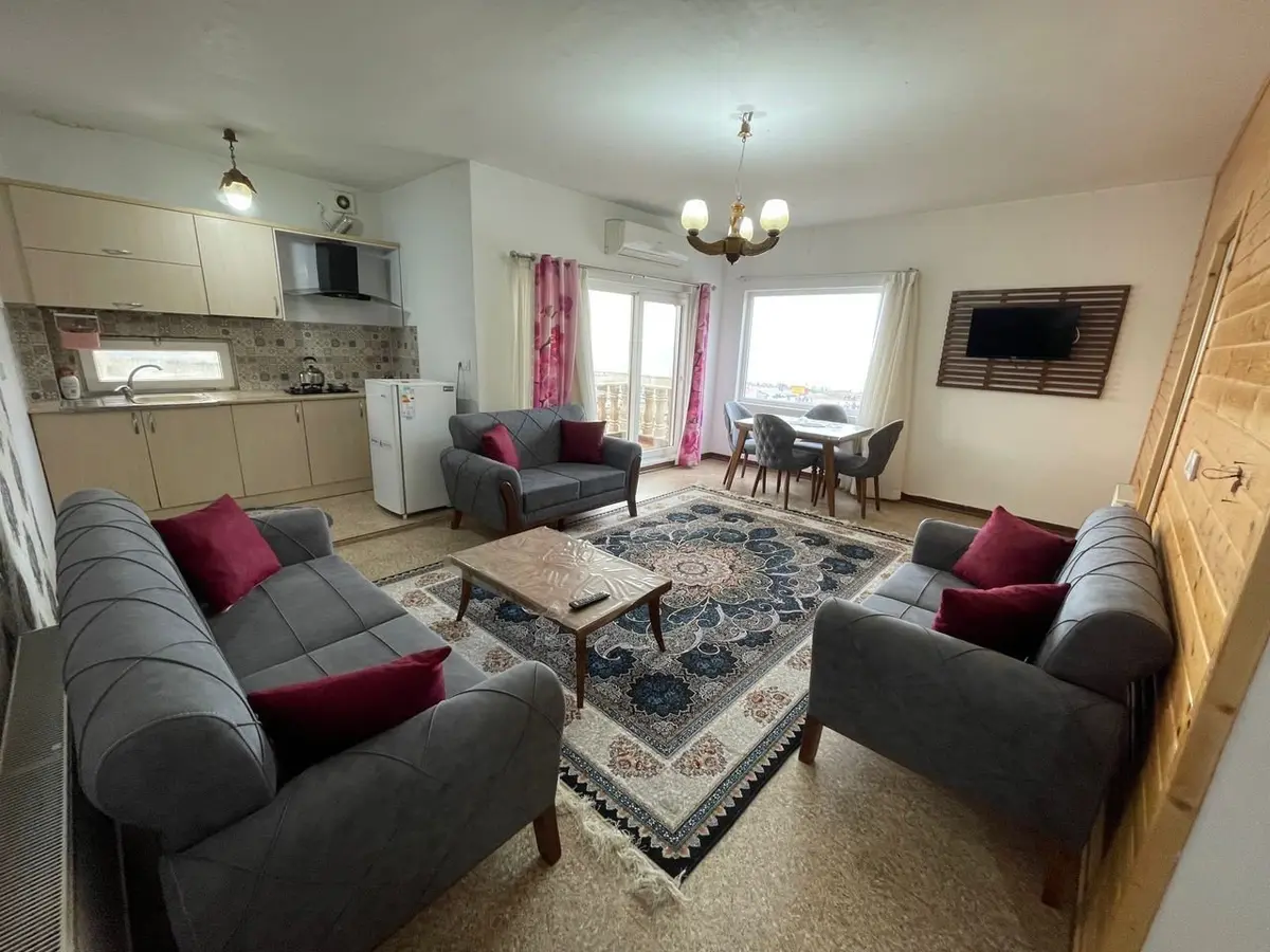 آپارتمان دوخوابه ساحلی یاس 303