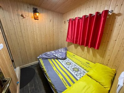 کلبه دوخوابه سوئیسی ساحلی یاس