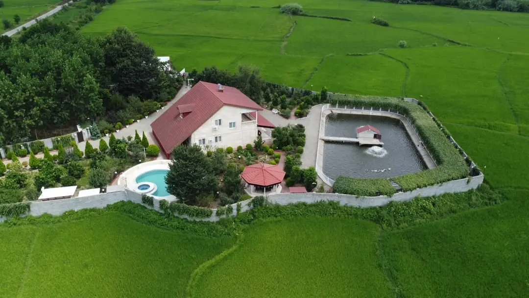 ویلا سه خوابه استخردار آبگرم شوكا ۱ - نمای کلی