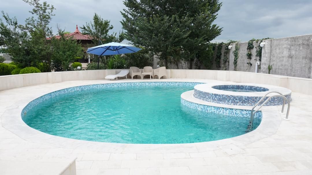 ویلا سه خوابه استخردار آبگرم شوكا ۱