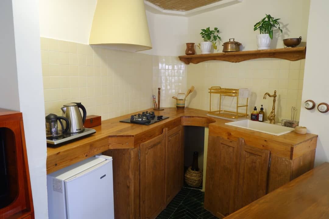 سوئیت یک خوابه راوک