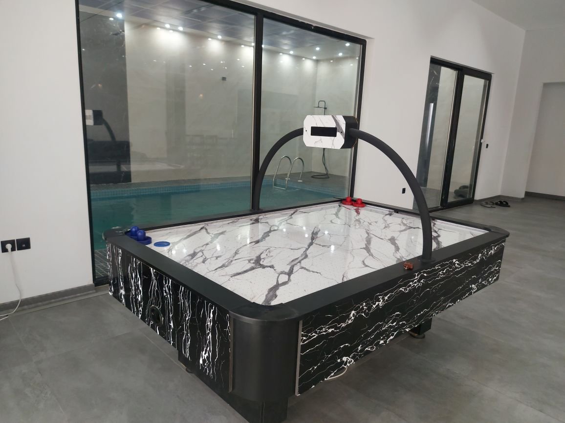 سه خوابه استخردار آبگرم رادوین