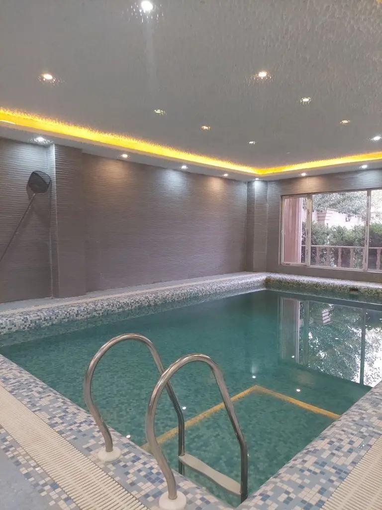 ویلا چهارخوابه استخردار عمارت امیر