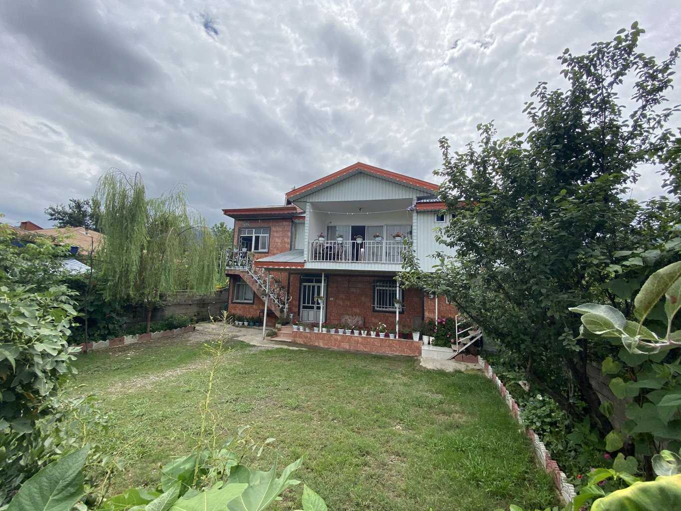 دوخوابه لیپا