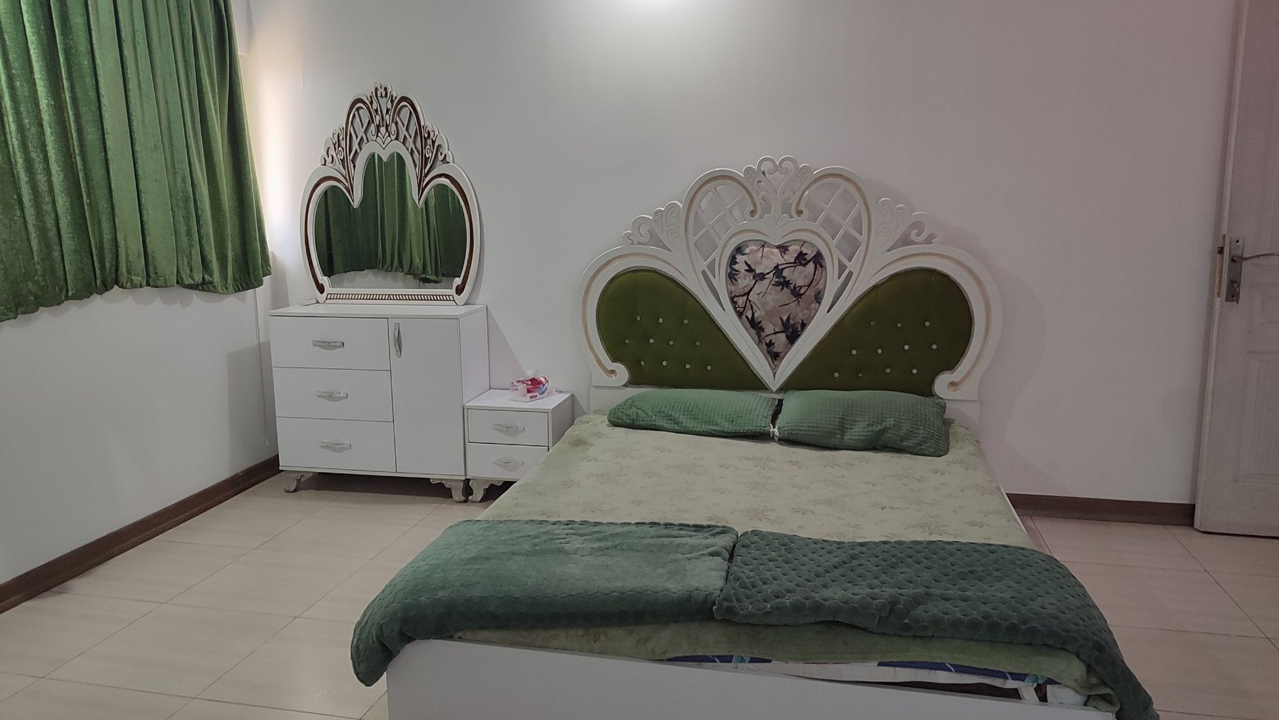 یک خوابه معتمدی 1