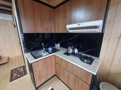 کلبه یک خوابه ساحلی چوبی الی