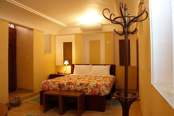 خانه سه نیک - واحد اسفندیار