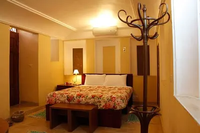 بومگردی خانه سه نیک - واحد اسفندیار