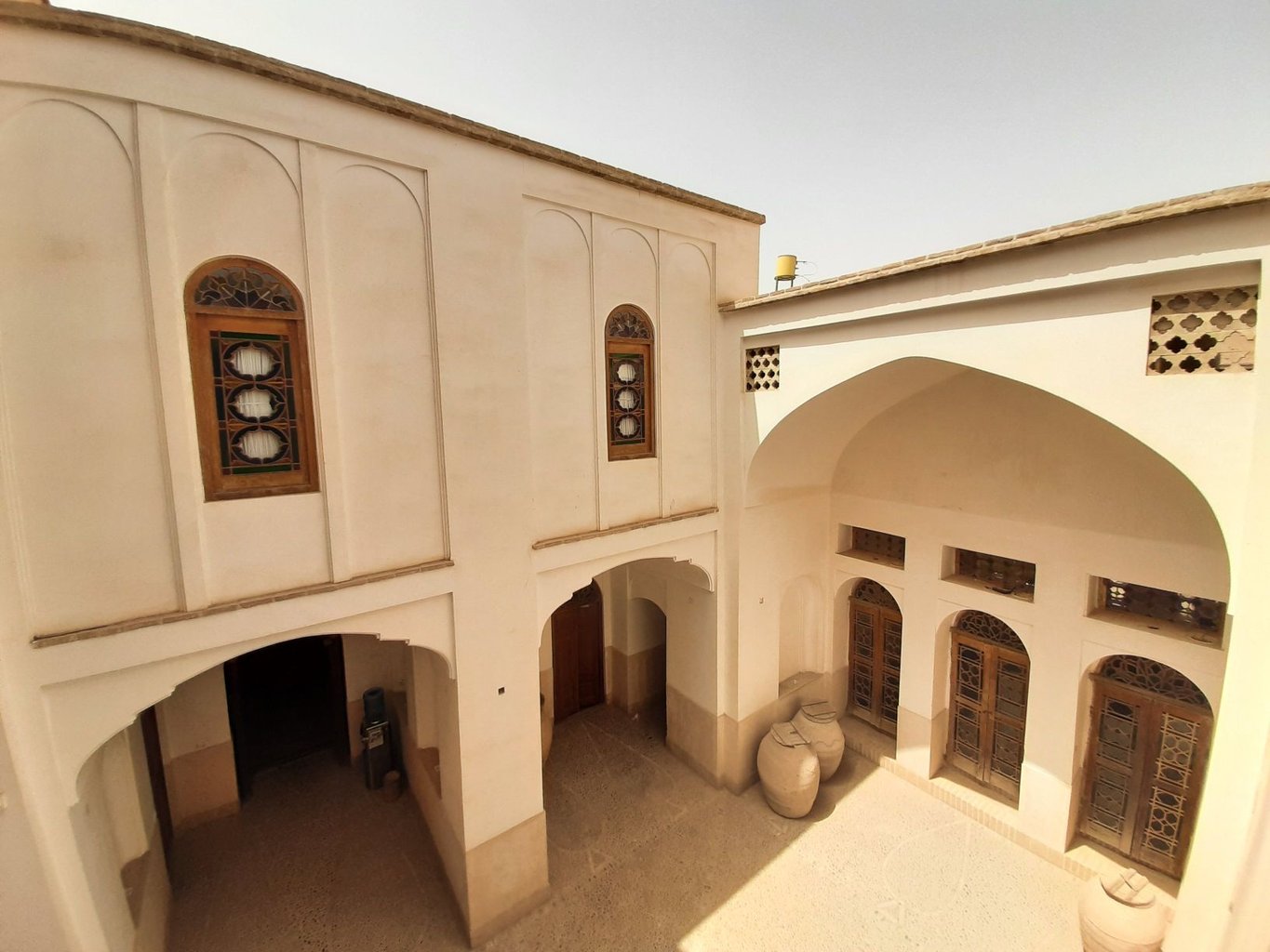 بومگردی خانه سه نیک - واحد آریوبزرن