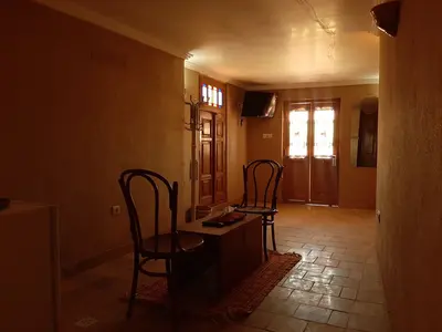 بومگردی خانه سه نیک - واحد داریوش