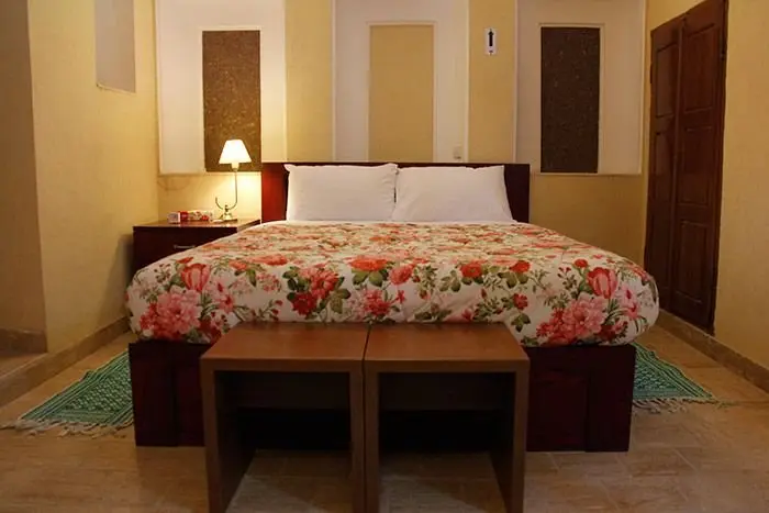 بوم گردی خانه سه نیک - واحد اسفندیار - فضای داخل اتاق