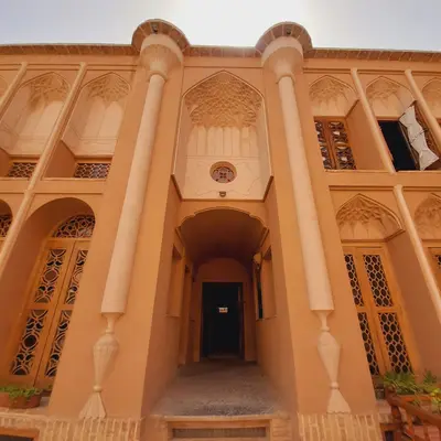 بومگردی خانه سه نیک - واحد گردآفرید