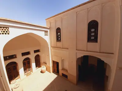 بومگردی خانه سه نیک - واحد رودابه