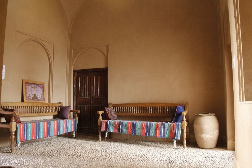 خانه سه نیک - واحد آذرمیدخت