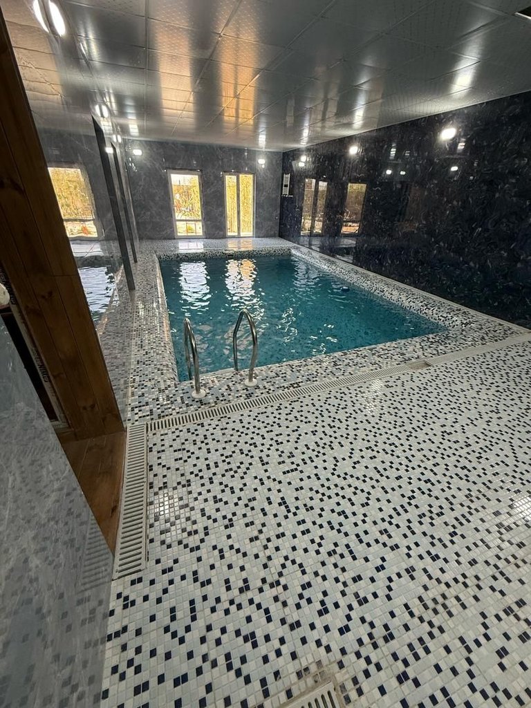 سه خوابه استخردار آبگرم امپراطور چوبی