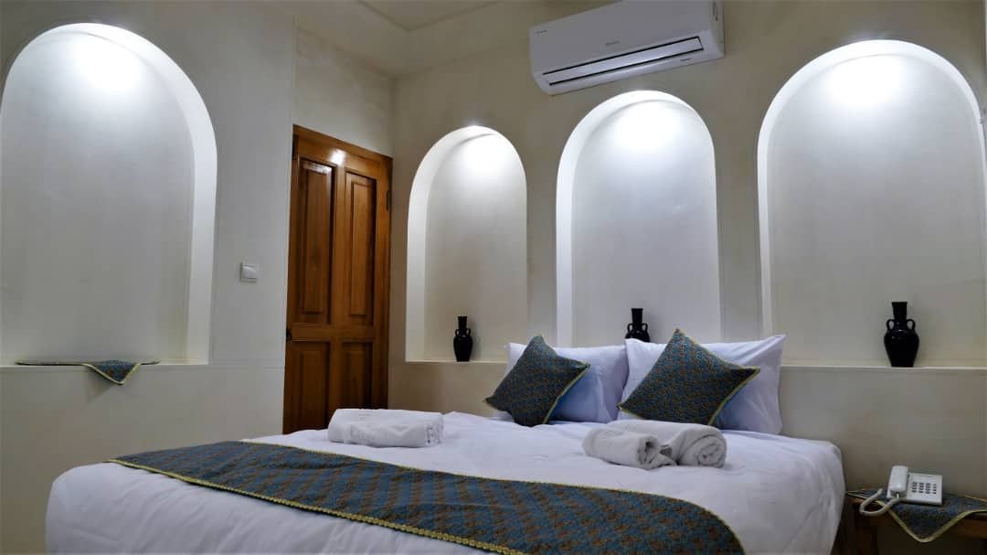 اقامتگاه سنتی سرای صباغیان - واحد گوهر سه دری