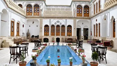 اقامتگاه سنتی سرای صباغیان - واحد ترنج ۲۱۱