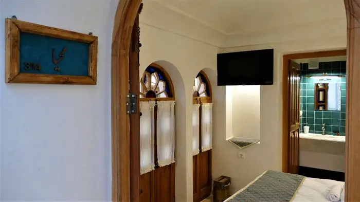 اقامتگاه سنتی سرای صباغیان - واحد گوهر سه دری