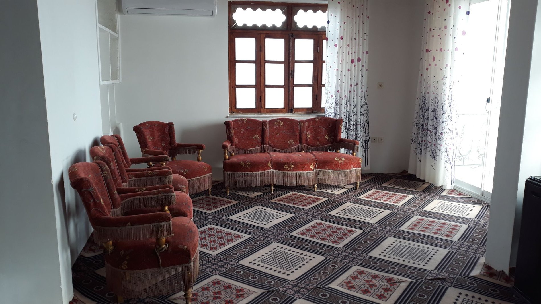 ویلا دوخوابه جنگلی آشنا