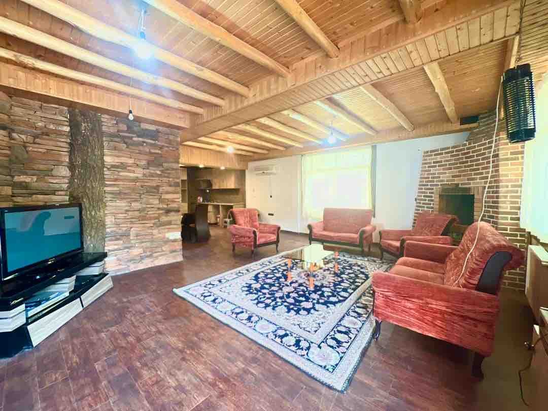 یک خوابه استخردار آبگرم پدری