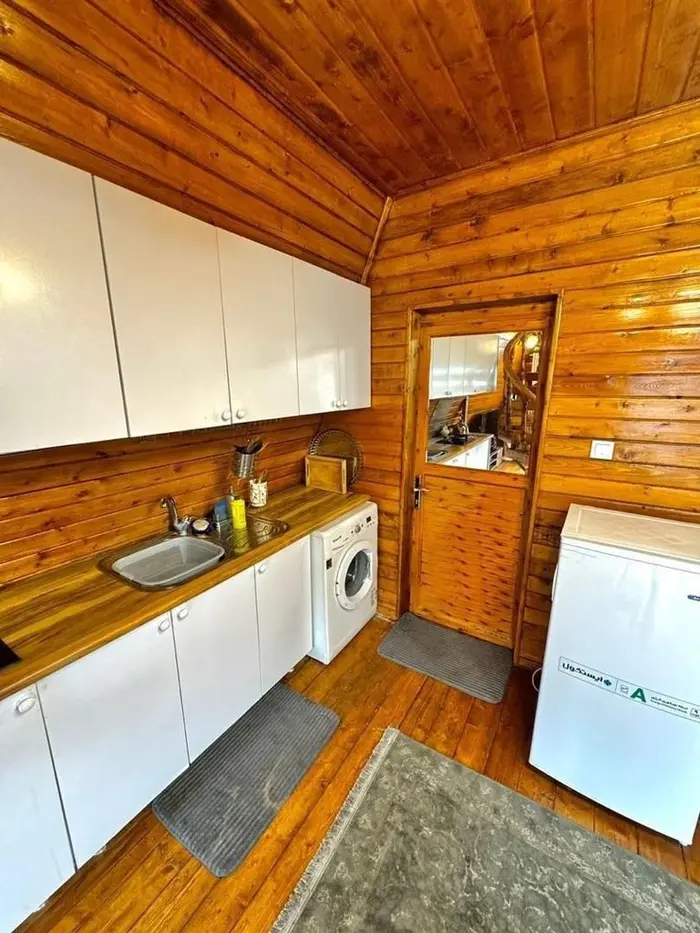 ویلا دوخوابه چوبی جنگلی بوستان