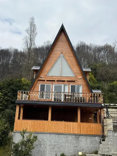 ویلا دوخوابه چوبی جنگلی بوستان