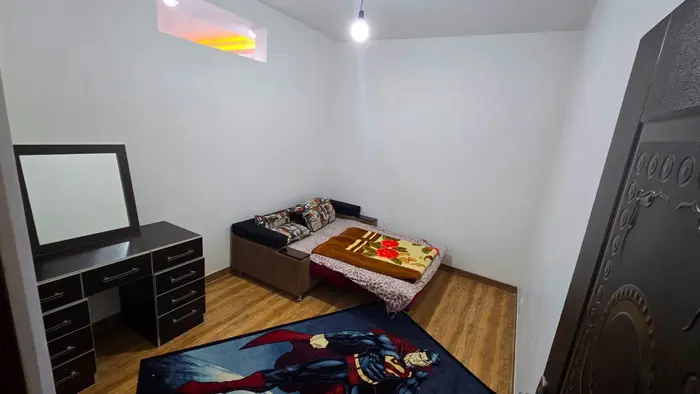 آپارتمان سه خوابه زارعی ۱۱