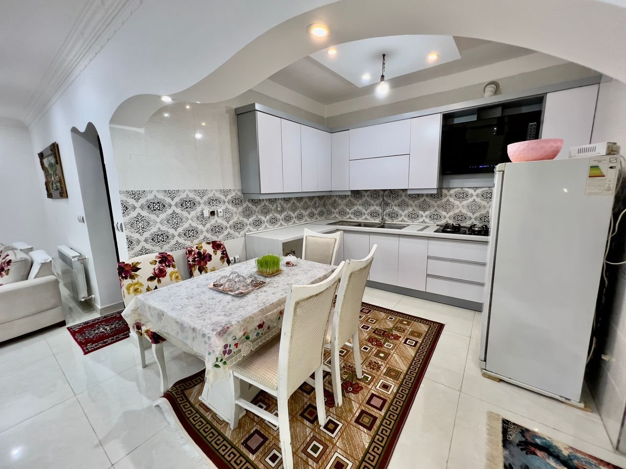 ویلا سه خوابه استخردار آبگرم بالاشیرود