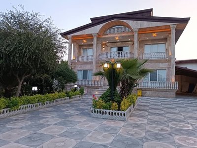 ویلا چهارخوابه استخردار آبگرم عمارت شمشاد