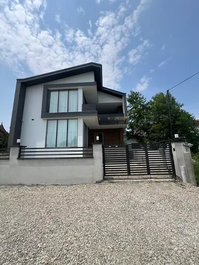 آپارتمان سه خوابه استخردار مدرن شالیزار 11