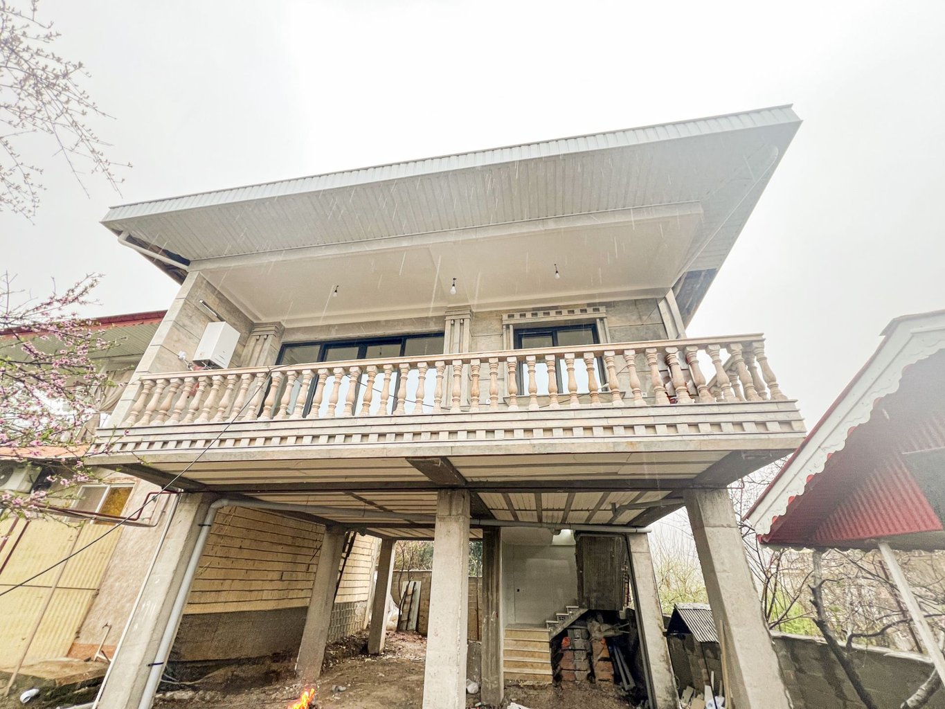 ویلا سه خوابه دوبلکس استخردار آبگرم نور